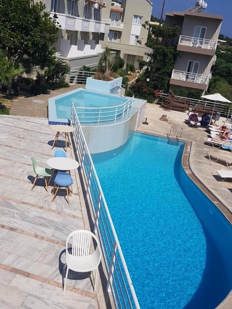 Pelagia Bay Hotel Agia Pelagia Eksteriør bilde